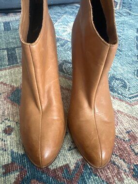 Donald Pliner Brown Leather Ankle High Heel Booties Womens 9.5 Luxury Office